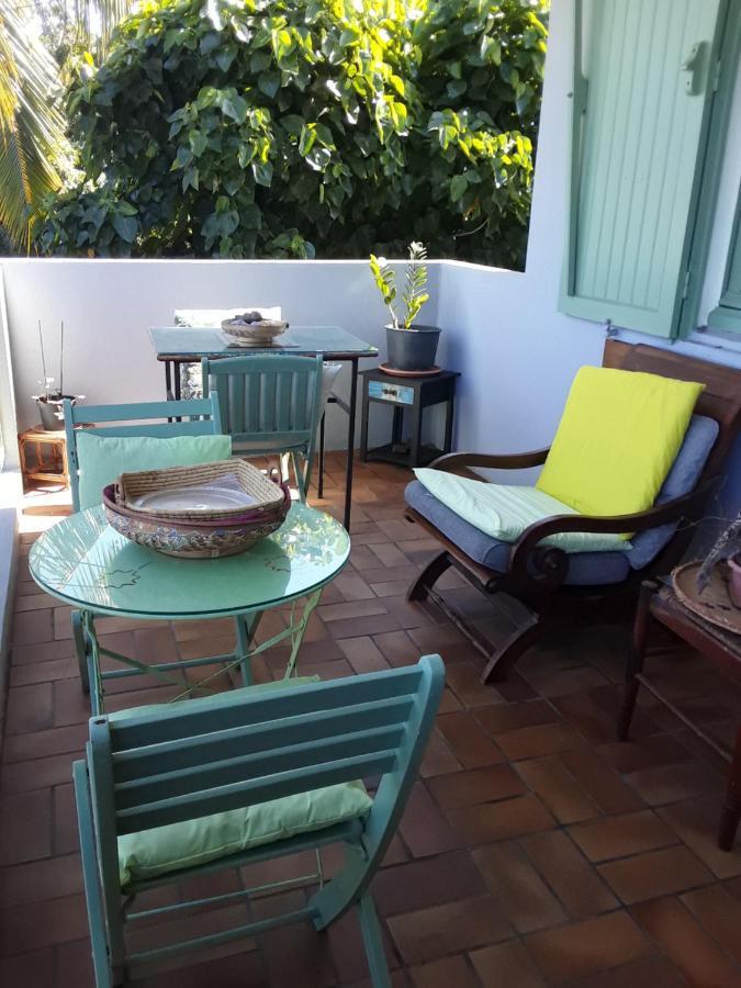 Le Tulear - Aux 4 Coins Du Monde Hotel Saint Pierre Exterior photo
