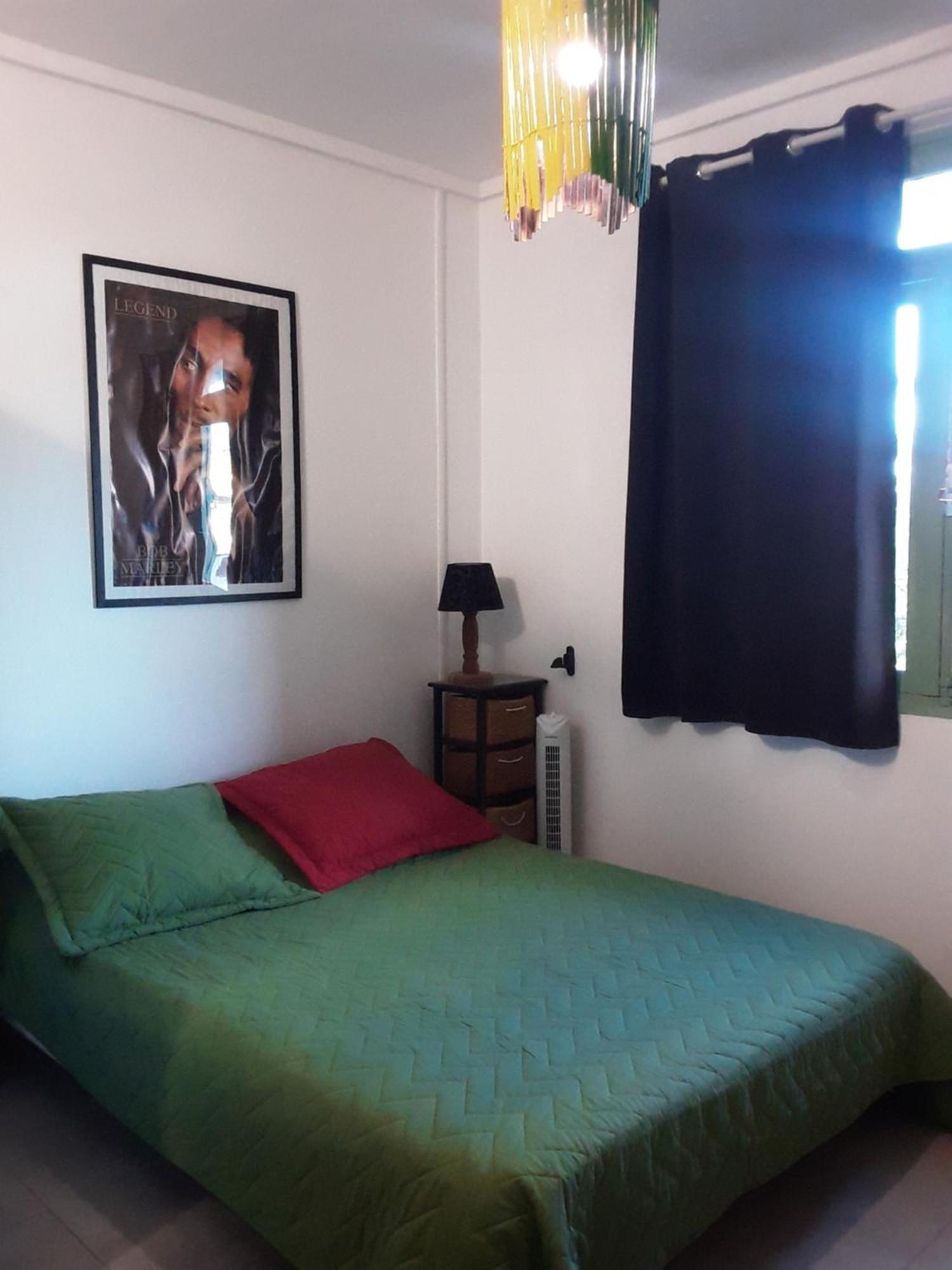Le Tulear - Aux 4 Coins Du Monde Hotel Saint Pierre Room photo